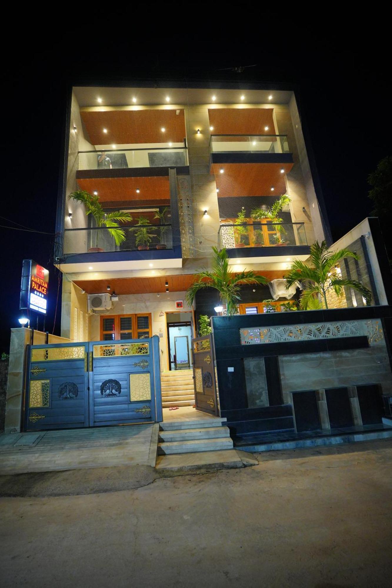 Amritam Palace A Luxury Ac Home Stay Ringas 外观 照片