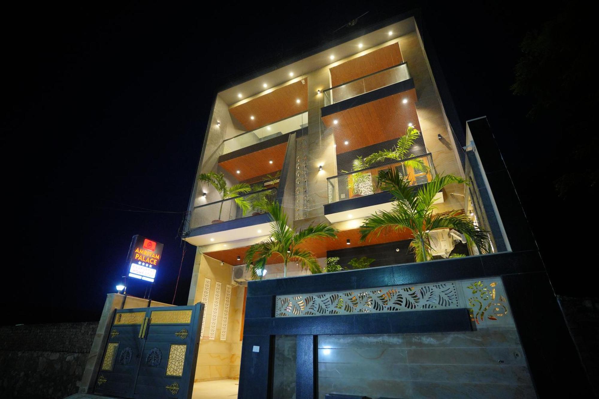 Amritam Palace A Luxury Ac Home Stay Ringas 外观 照片