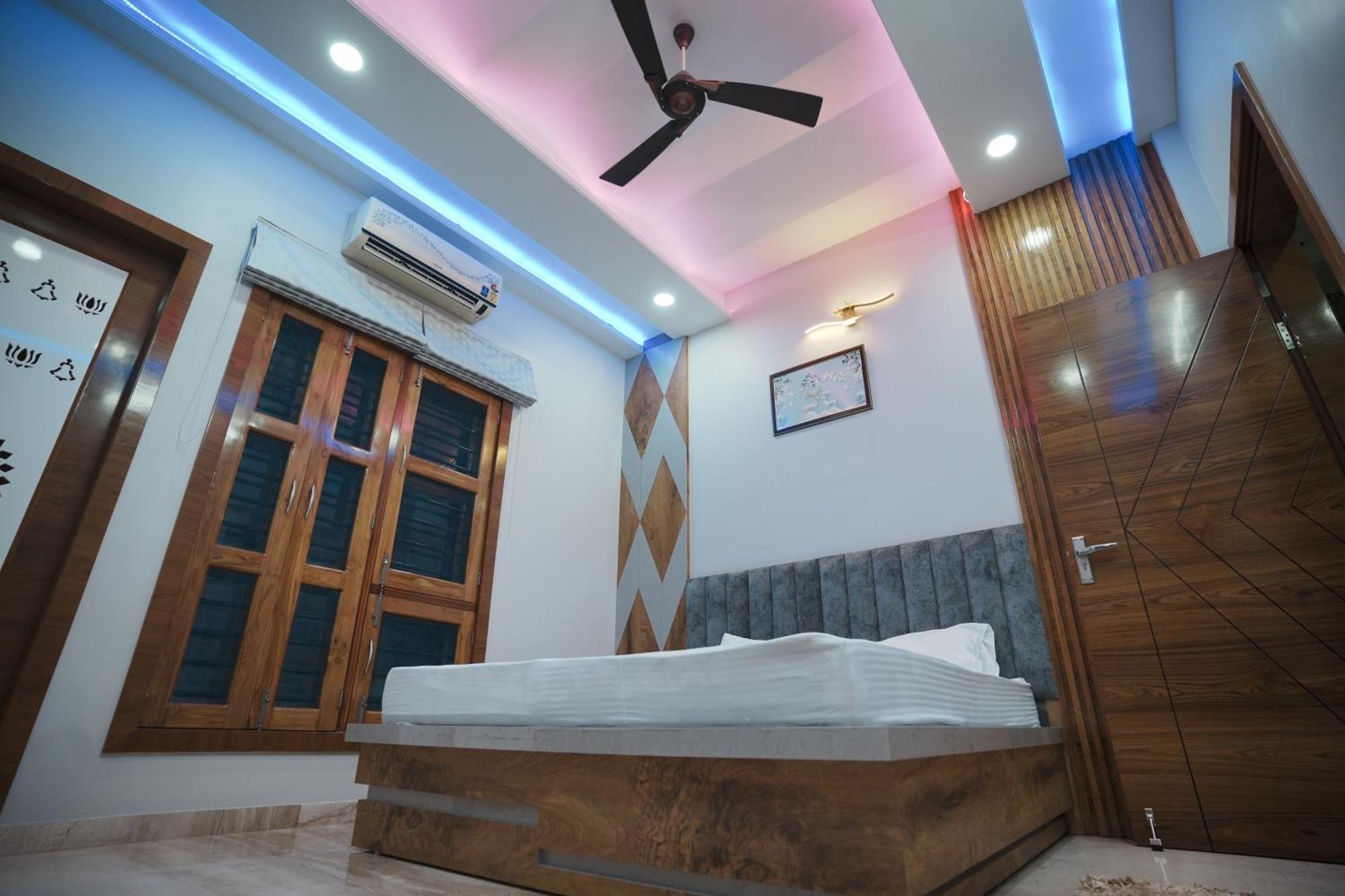 Amritam Palace A Luxury Ac Home Stay Ringas 外观 照片