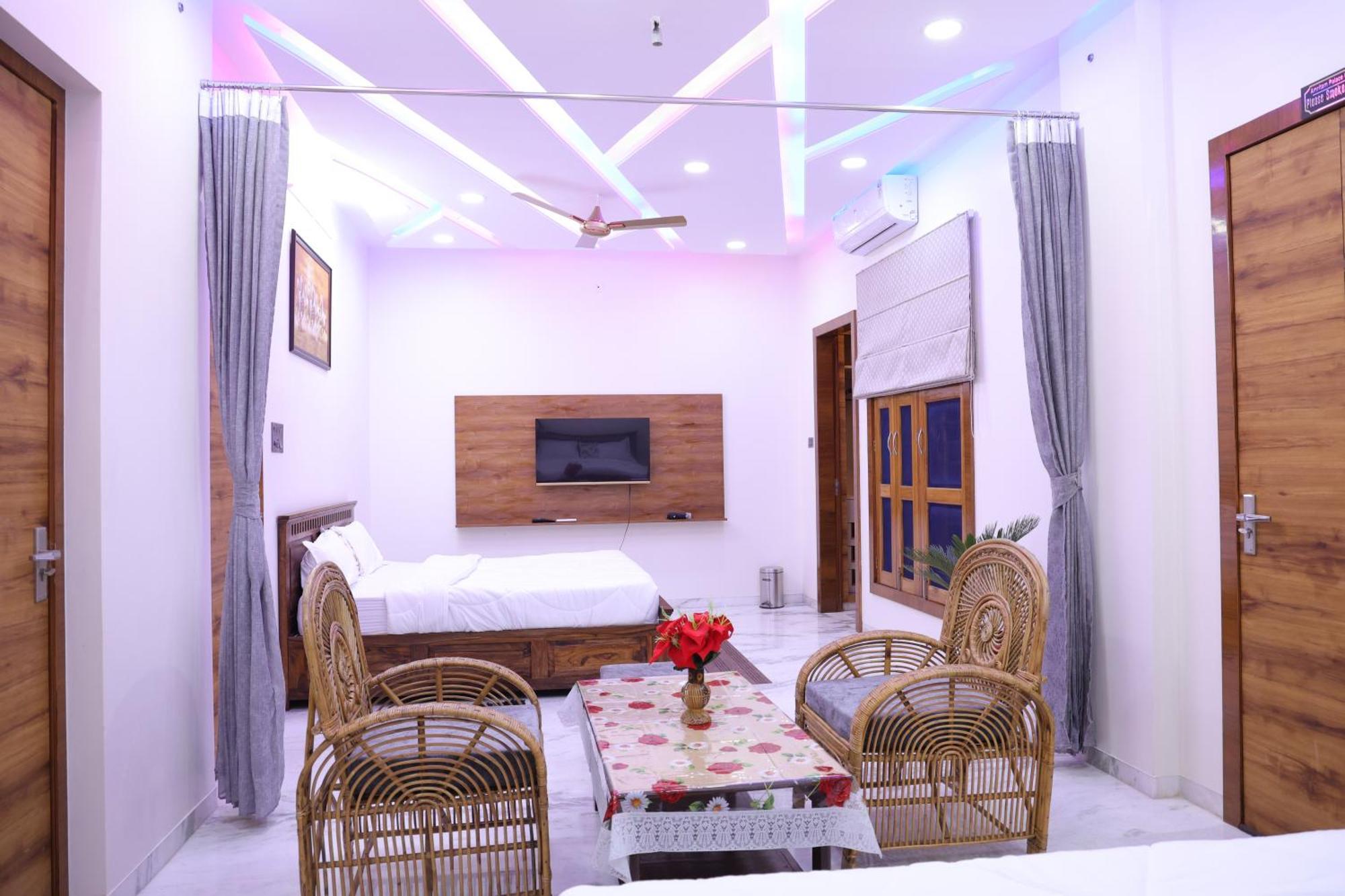 Amritam Palace A Luxury Ac Home Stay Ringas 外观 照片